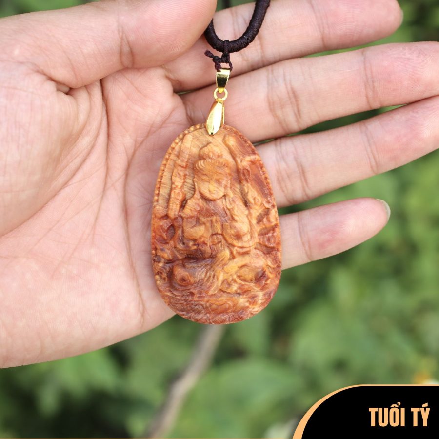 Mặt Phật Bản Mệnh gỗ Nu Huyết Long