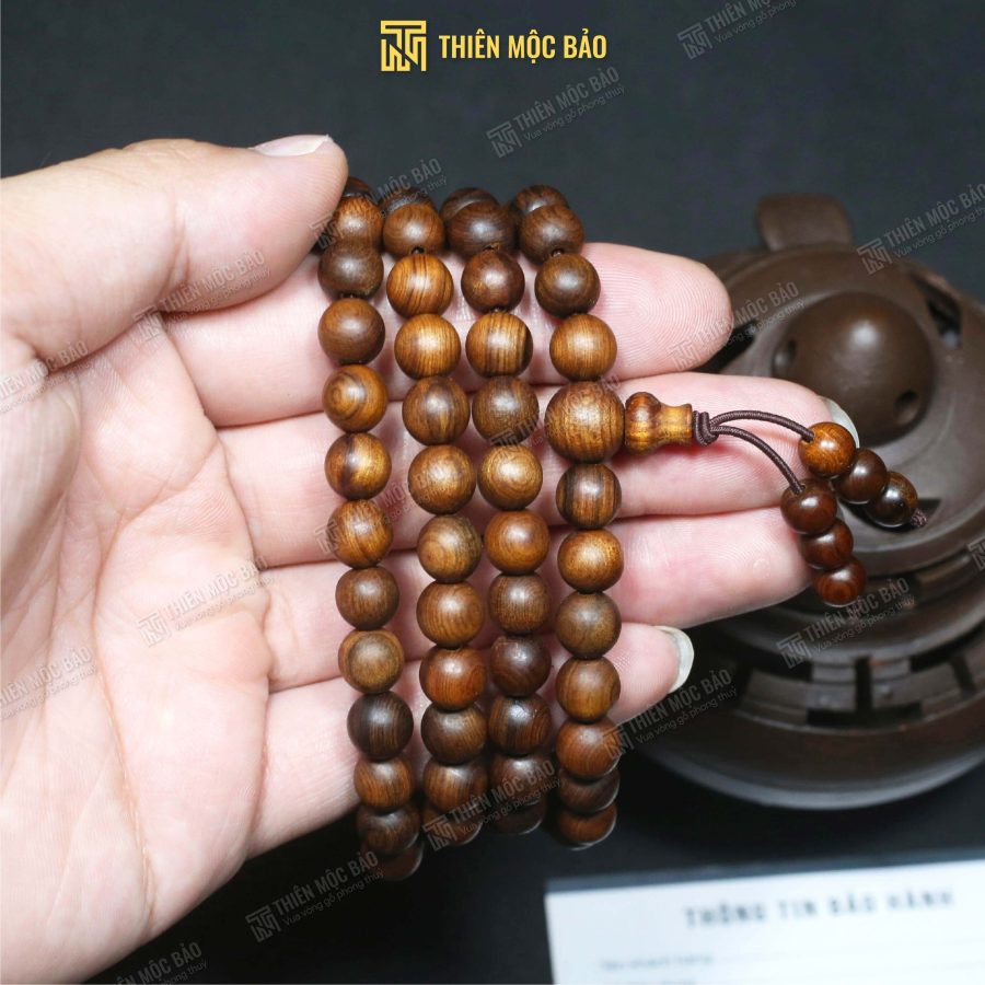 Vòng tay 108 hạt gỗ Bách xanh chìm nước, chất liệu tự nhiên, đẹp và bền