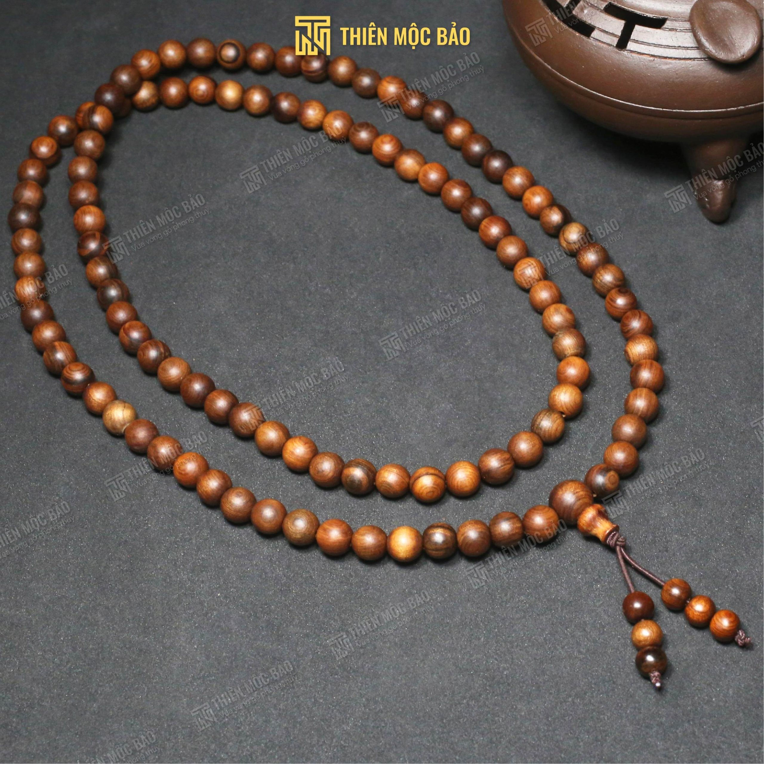 Vong-go-bach-xanh-chim-nuoc-108-hat-04 Chất liệu gỗ Bách xanh Mộc Châu tự nhiên, 108 hạt chìm nước cho vòng tay phong thủy