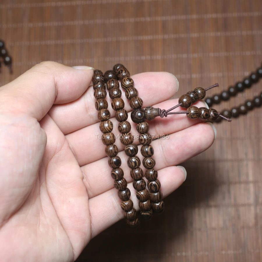 trang-108-hat-mun-duoi-cong