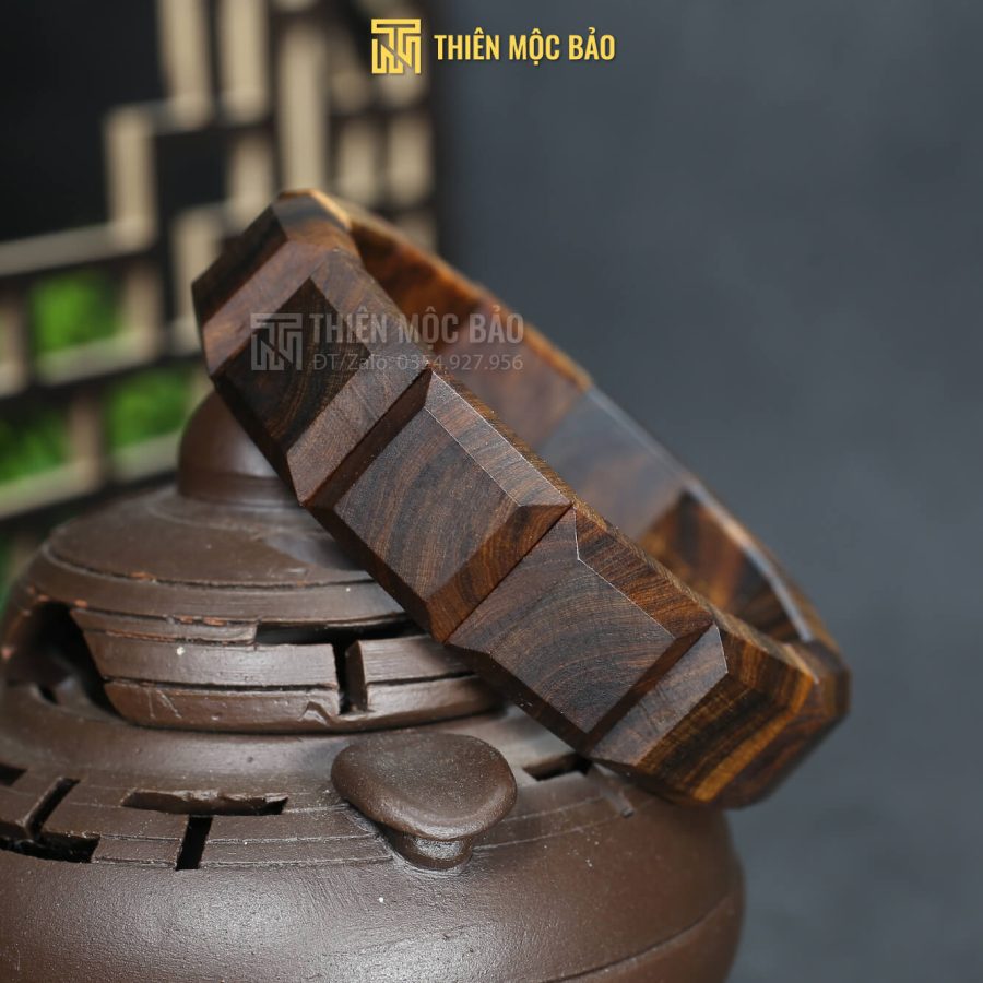 vong-tay-go-bach-xanh-chim-nuoc-ban-lach-18x18